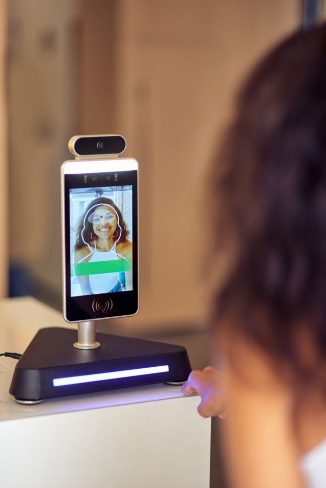 How to Use Biometric Access Control Systems